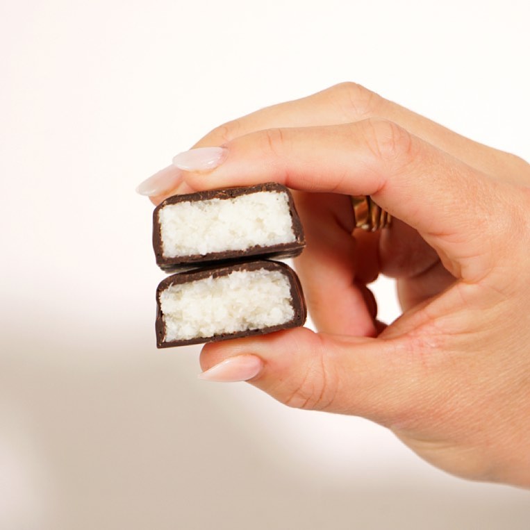 Carrie's Coconut Chocolate Bar 40g